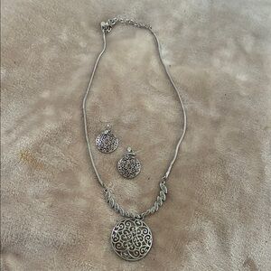 Intricate Silver Filigree Necklace and Earring Set